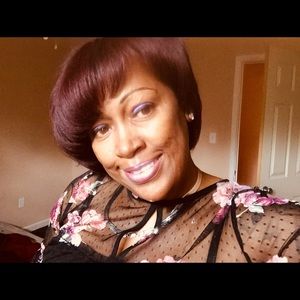 Meet your Posher, Andrea